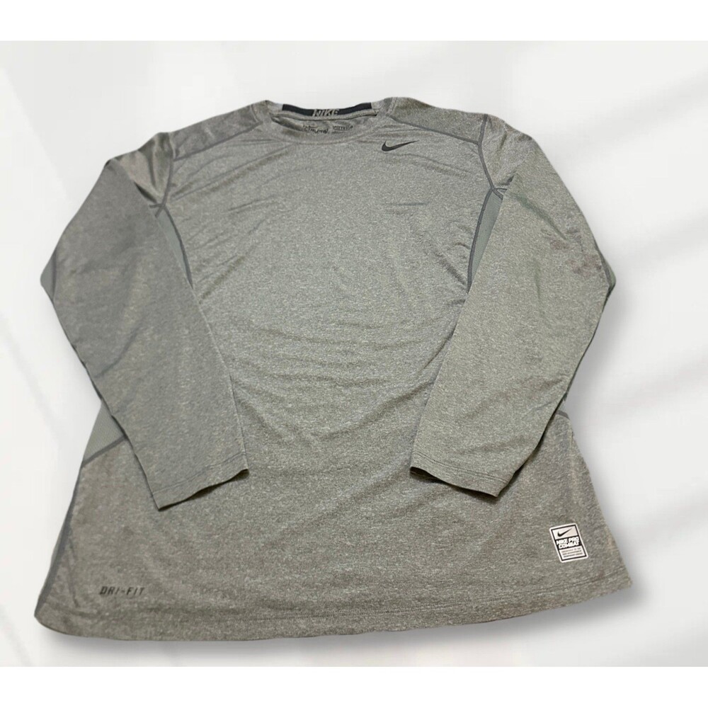 Nike Pro Combat Men’s Long Sleeve Athletic Tee in Heather Gray L